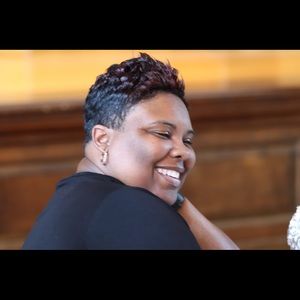 Meet your Posher, Tracy